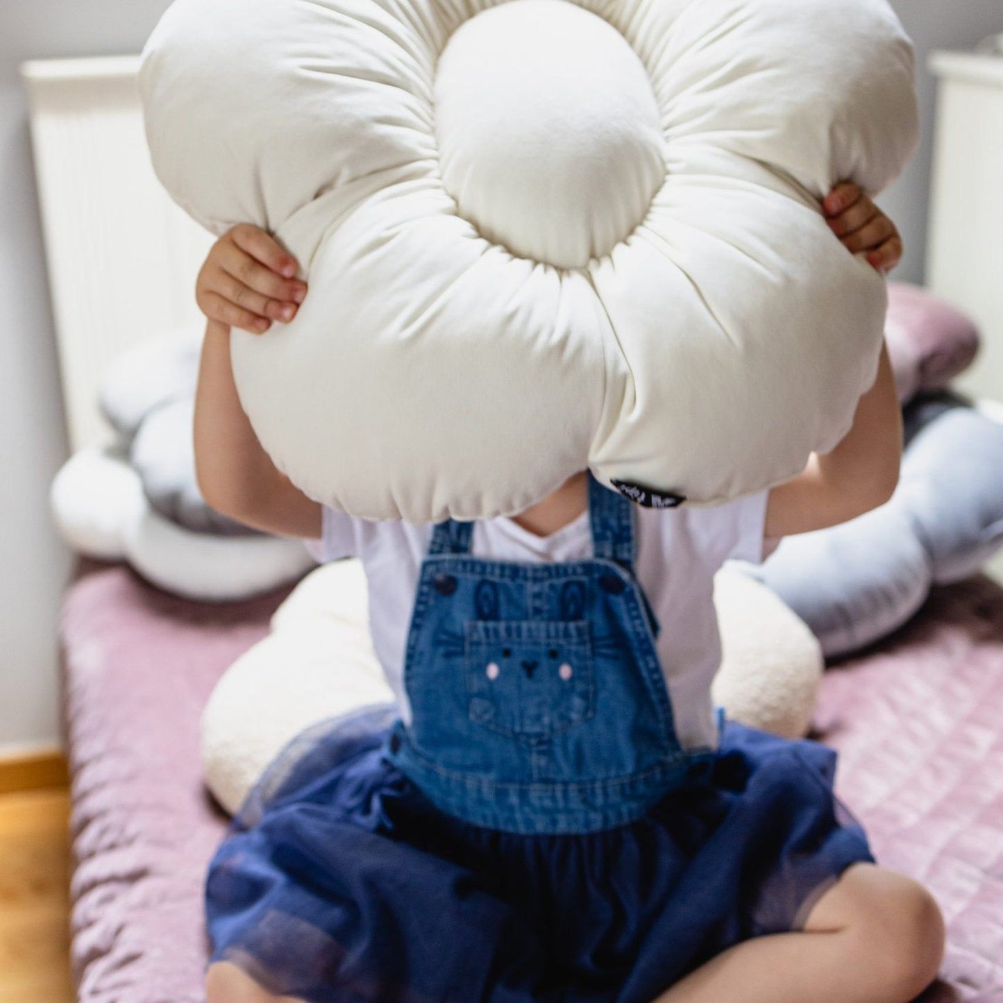 Large velvet flower cushion 'Flower' white