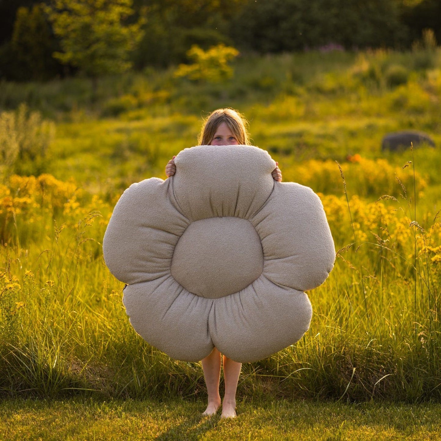 XL boucle pouf/ speelmat 'Flower' wit