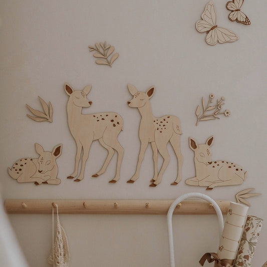 Décoration murale en bois représentant un cerf