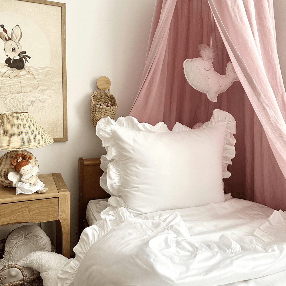 Junior 'Margaret' linnen set met ruffles White - Cotton & Sweets 100 x 135