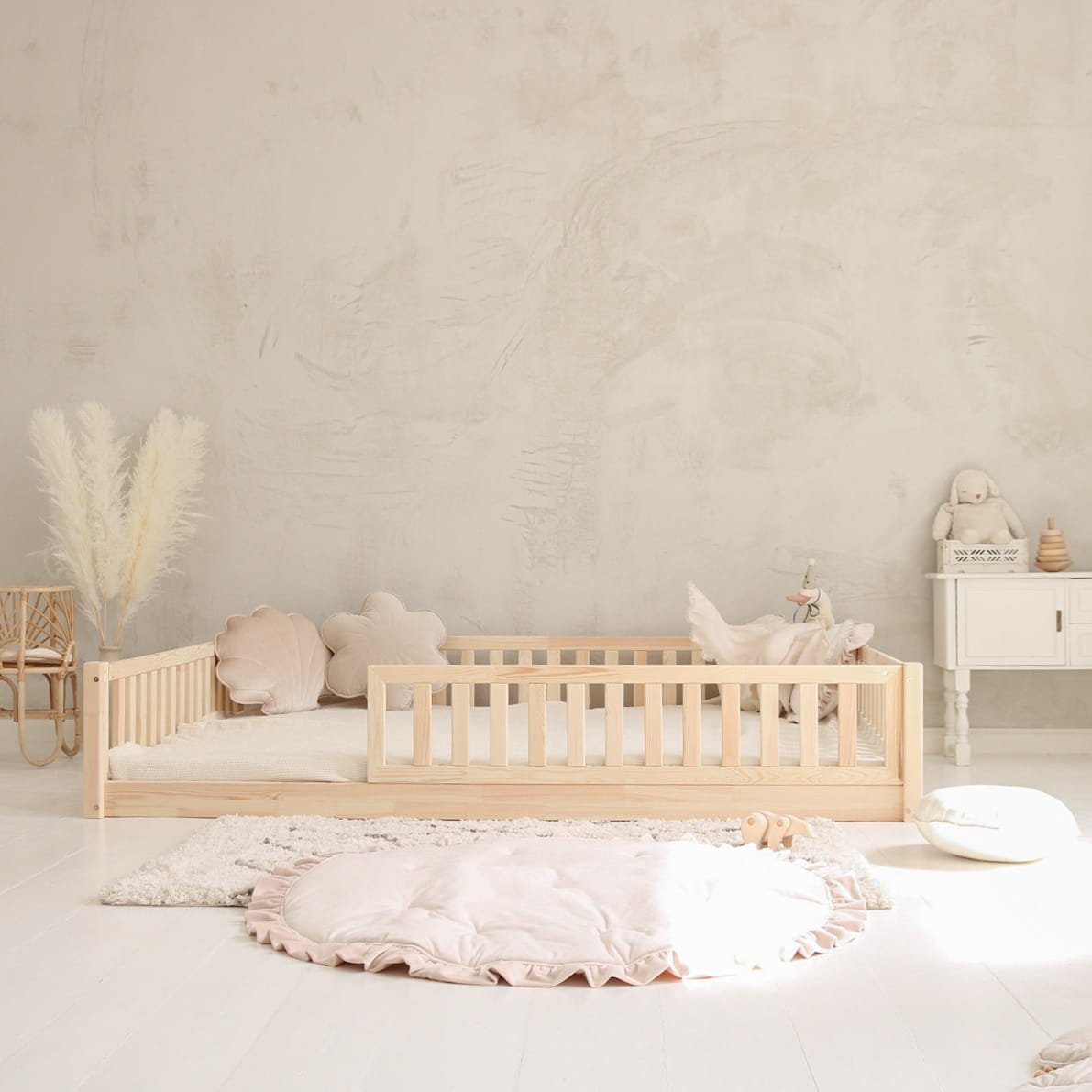 Fast delivery bed-Valeria