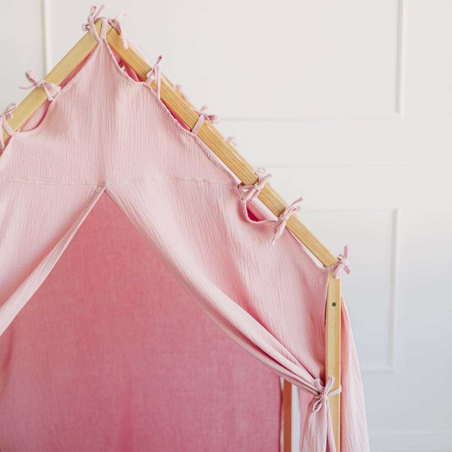 Playhouse Scandi II – Pink