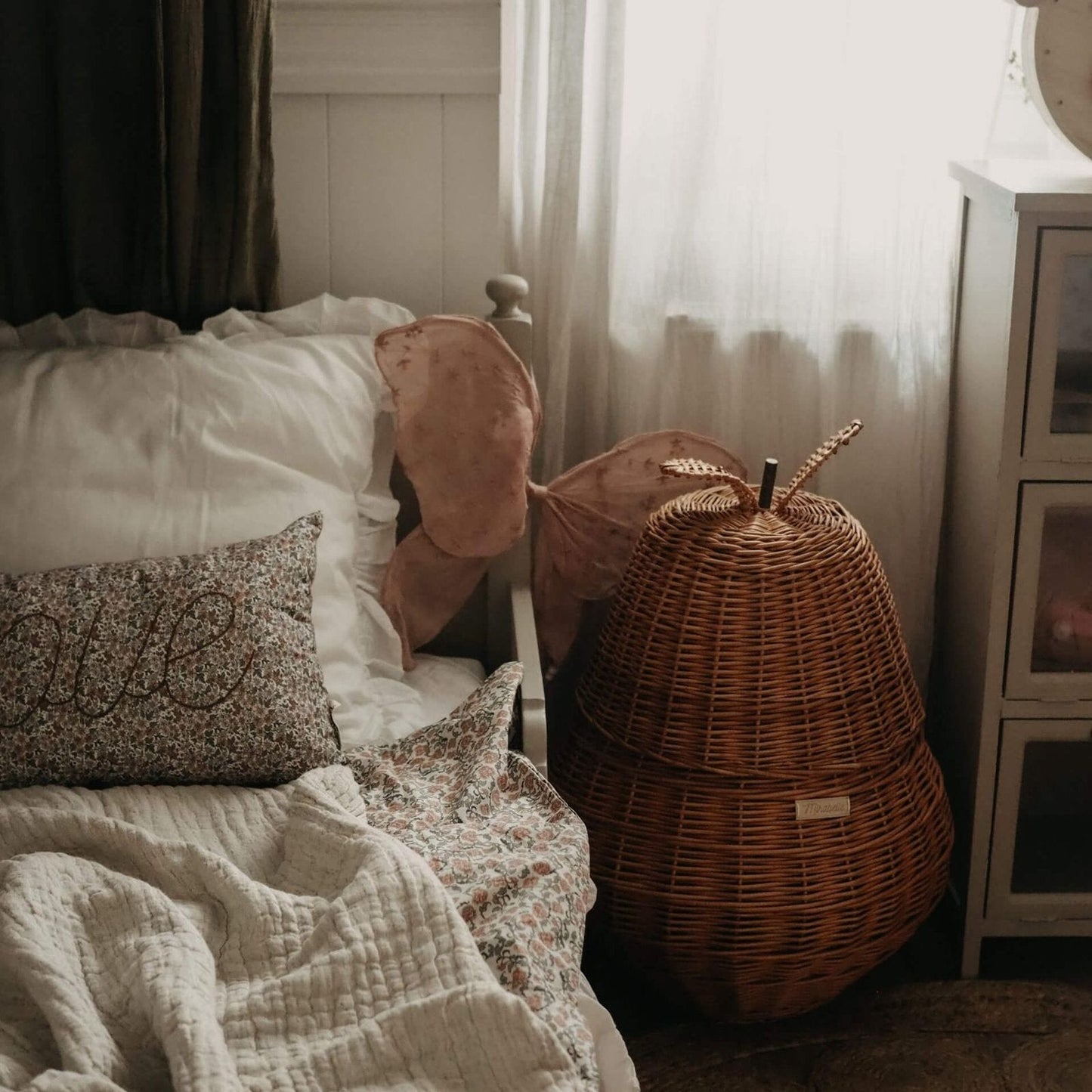 Coussin décoratif, édition limitée « Love »