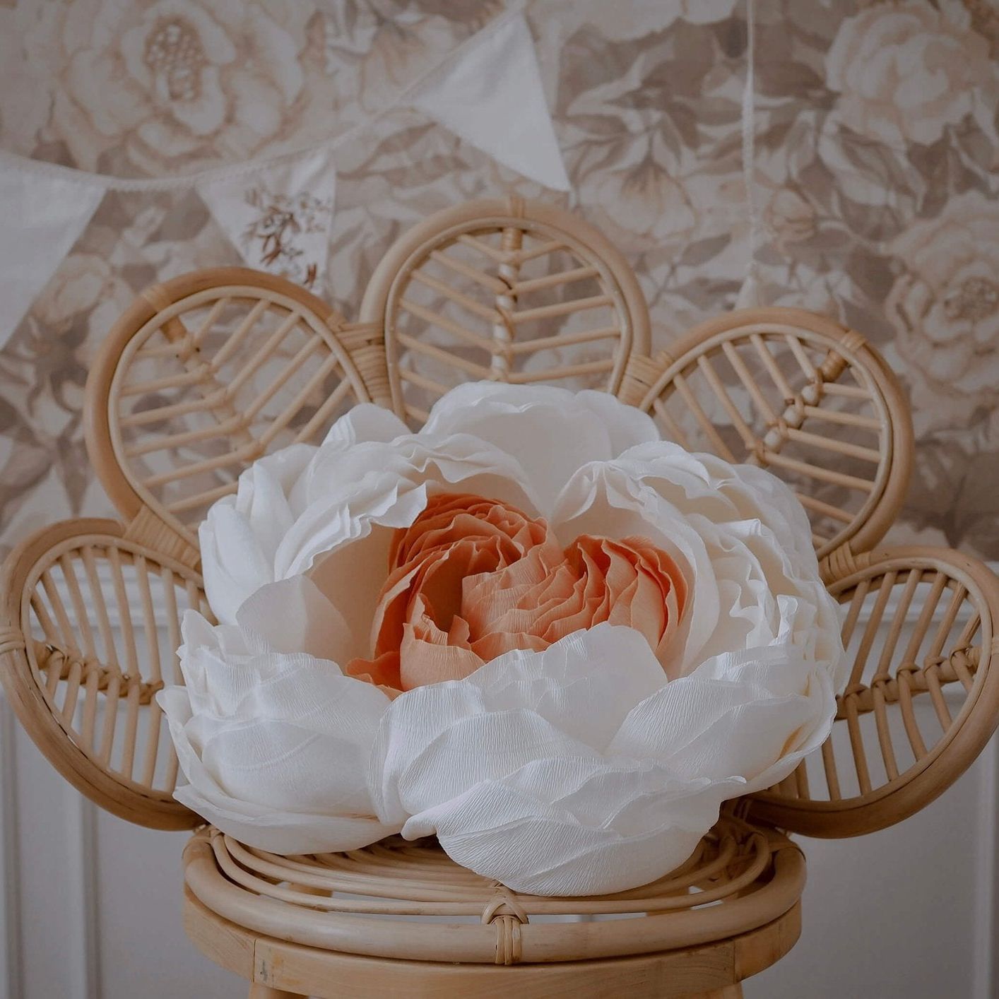 Wandbloem Cream & Apricot