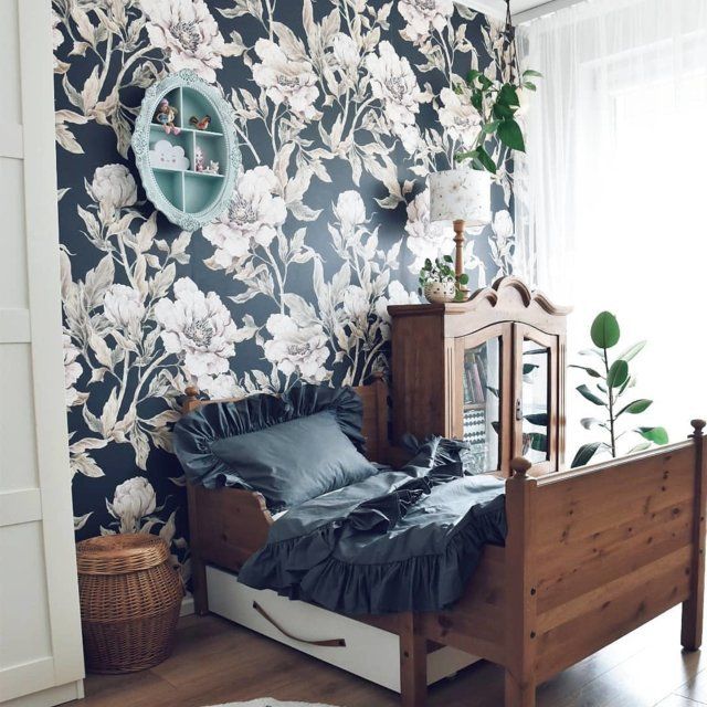 Peonies Navy Blue  ' Behang