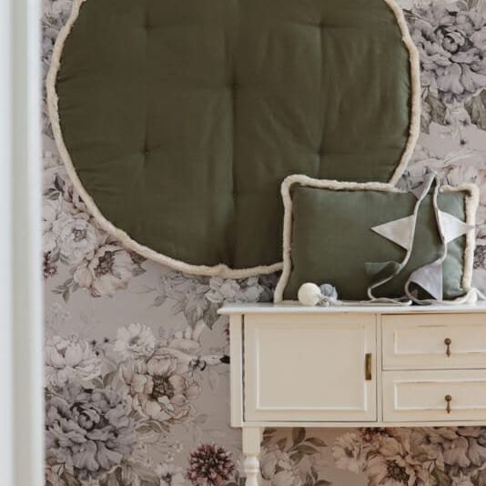 " Cozy & Soft" (speel)kleed Green & Beige - Unisex