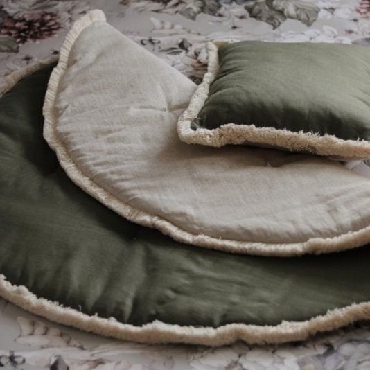 " Cozy & Soft" Sierkussen Green & Beige - Tweezijdig - Unisex