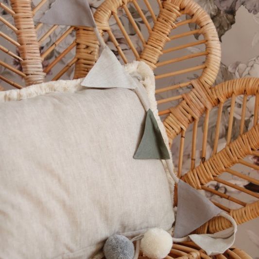 " Cozy & Soft" Sierkussen Green & Beige - Tweezijdig - Unisex