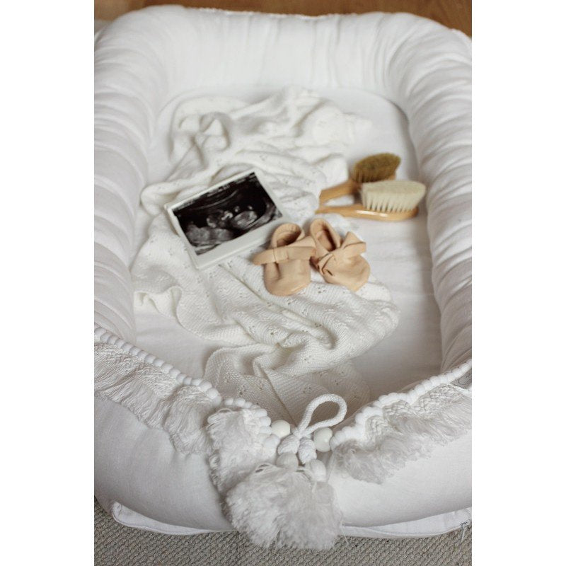 Cotton & Sweets Boho babynest- White