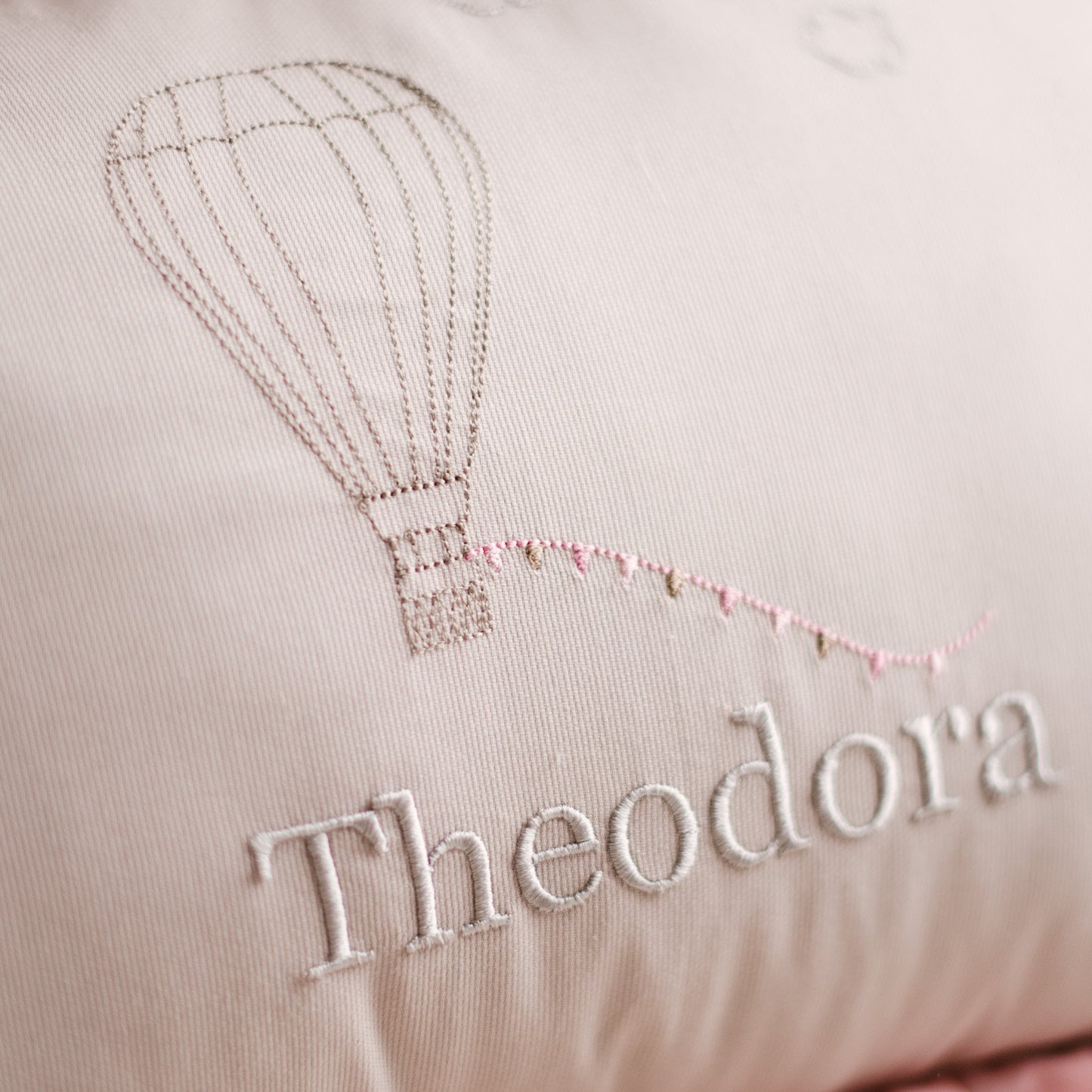 Name decorative pillow balloon - Pink