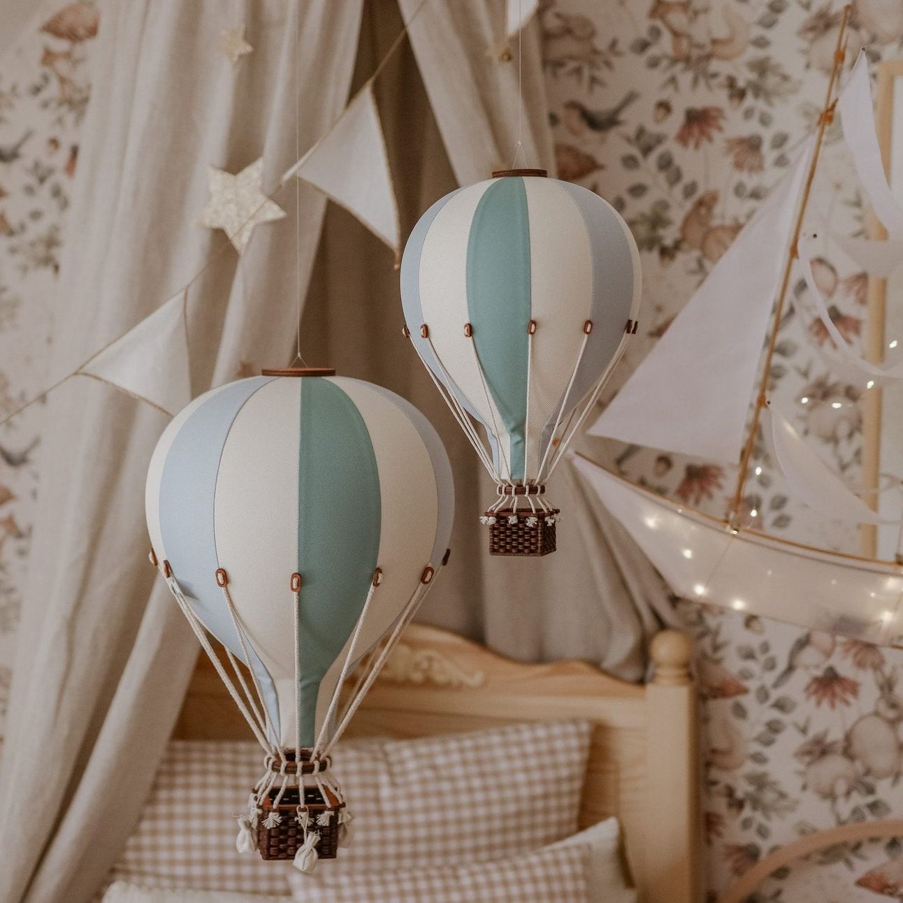 Hot air balloon - Green cream Blue/Gray