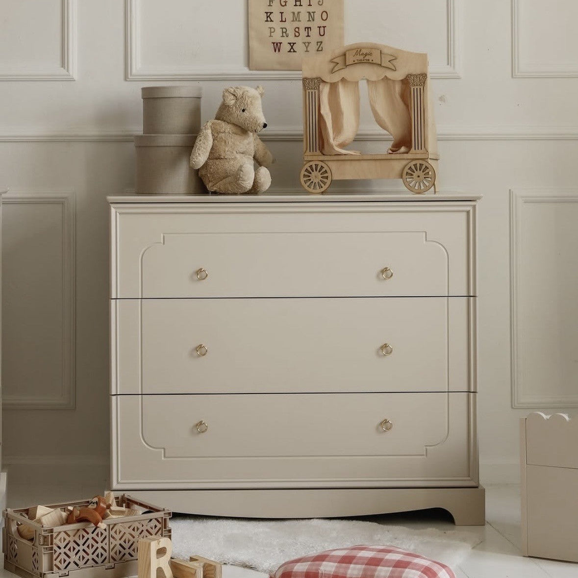 Chest of drawers Royalty - white