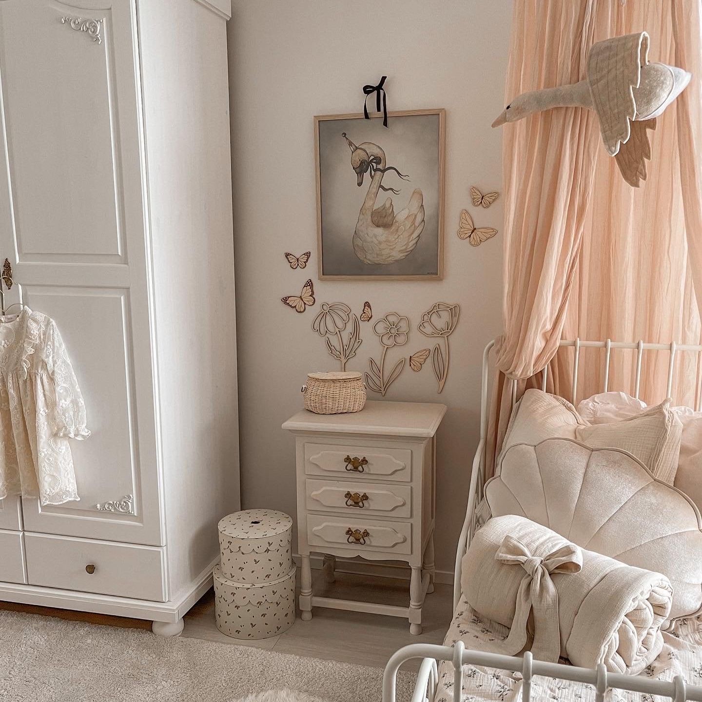 Wooden wall set 'Flowers & Butterflies'