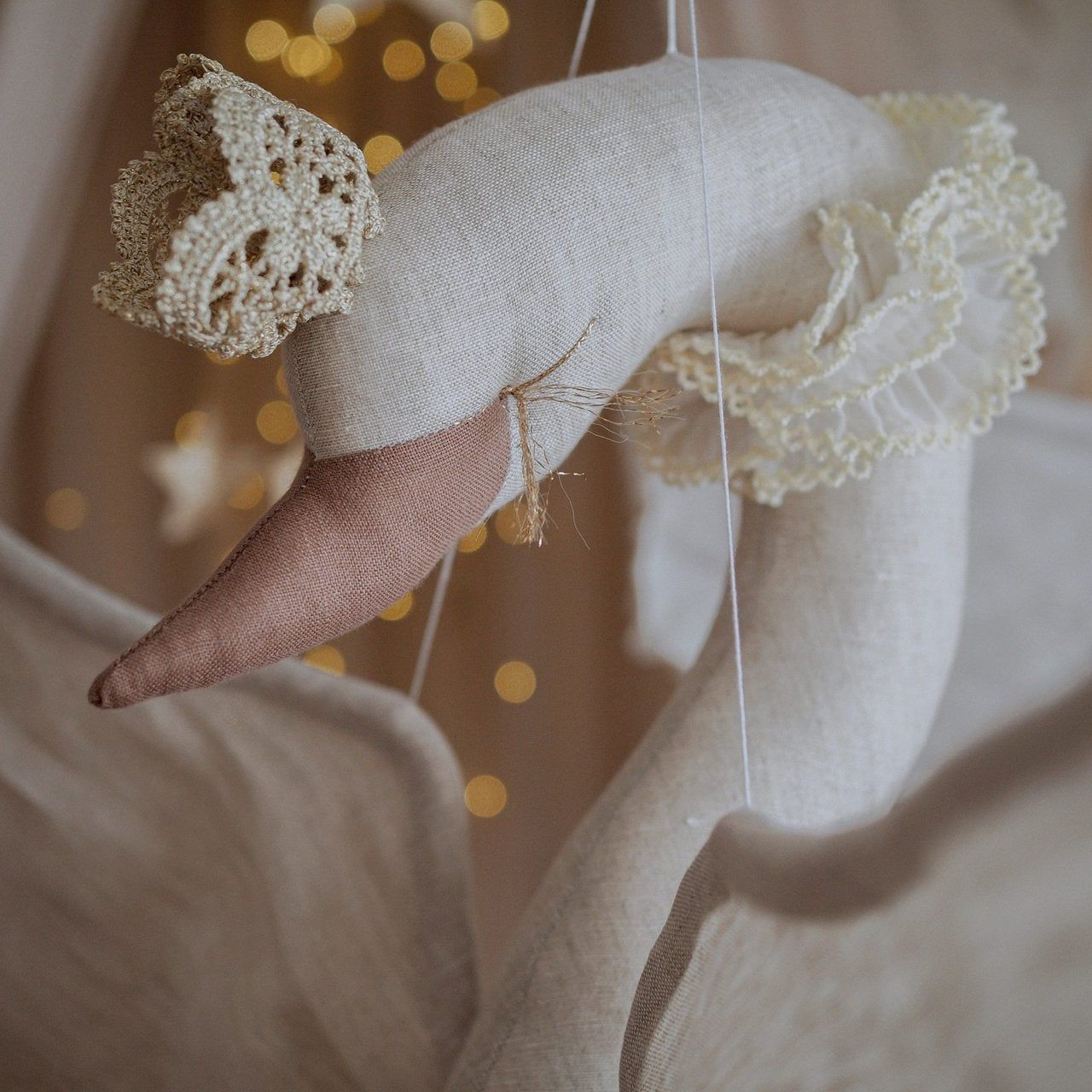 Cygne, lin et dentelle - Beige