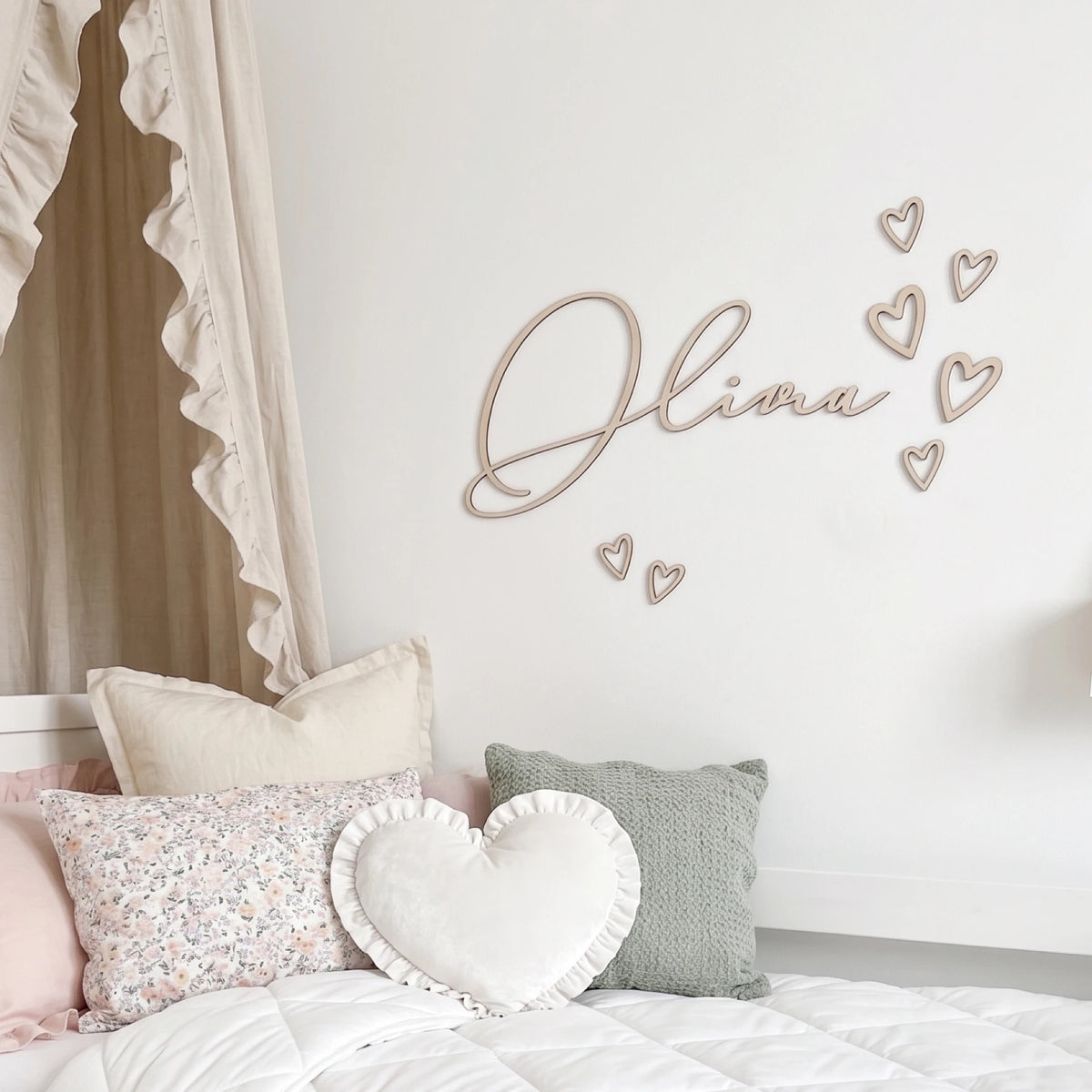 Wooden name decoration with butterflies – Personalized