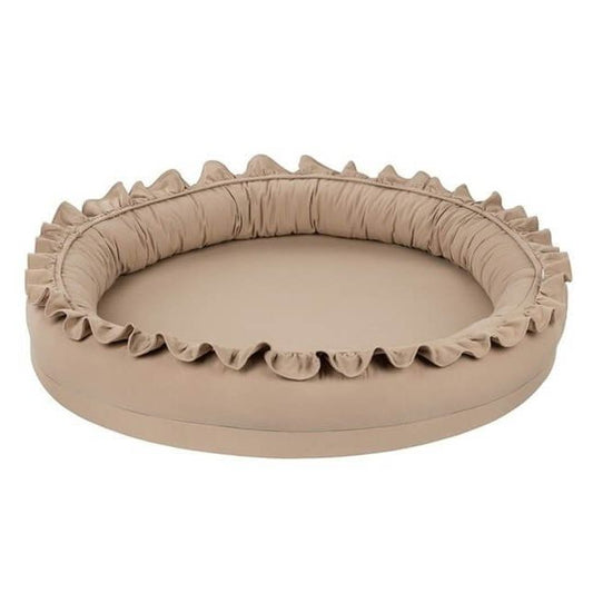 Cotton & Sweets Small Junior nest - Basic with ruffles- Cappucino