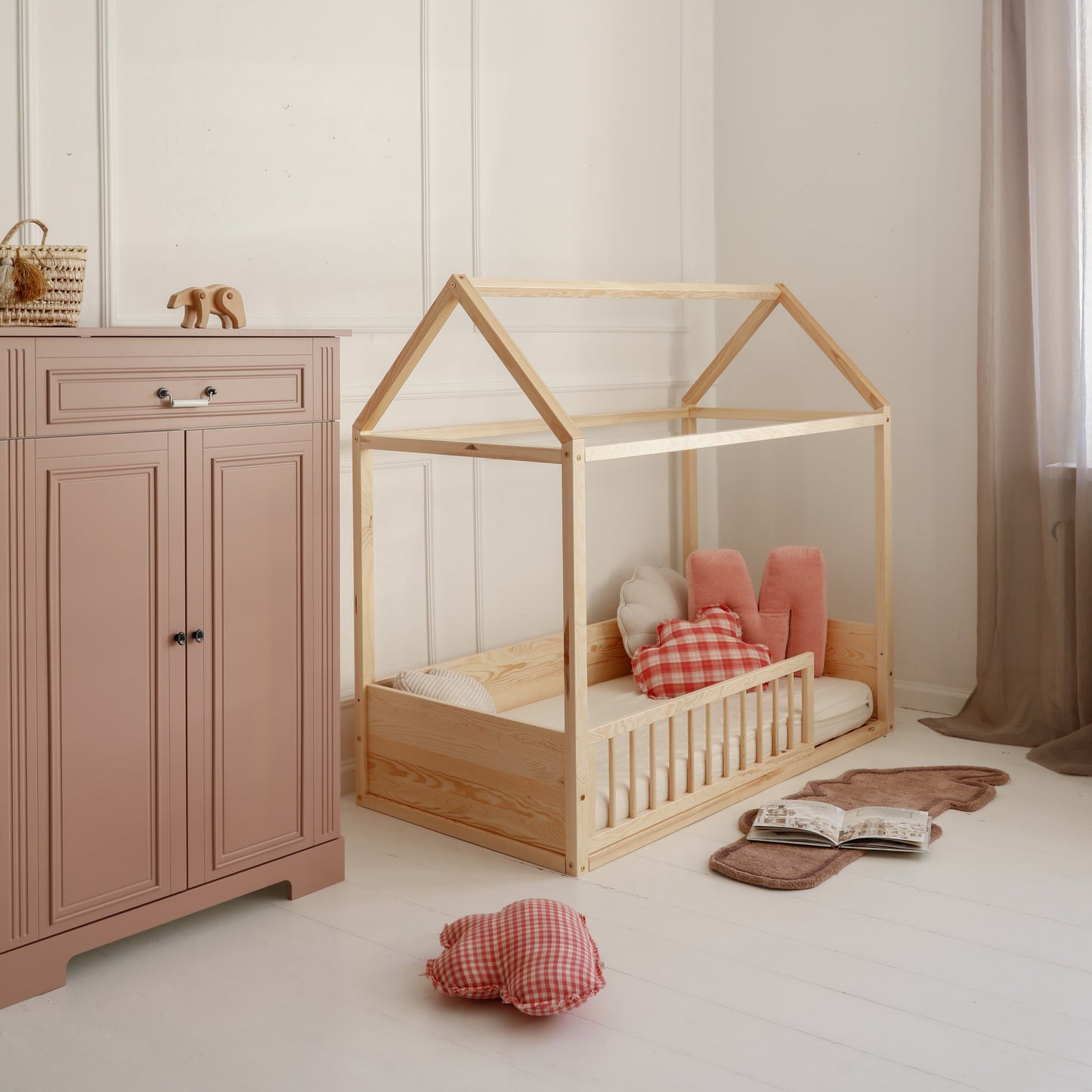 Montessori House Bed 90 × 200 cm