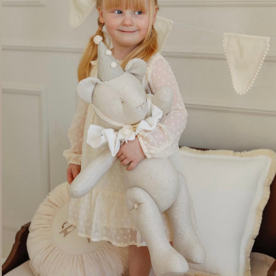 Pre-order Bear Hazel – Linen Edition