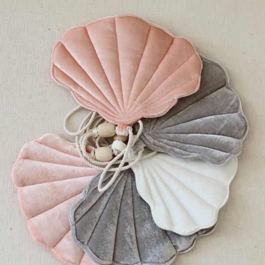 Slinger Velvet Schelp "Velvet Pink Pearl"