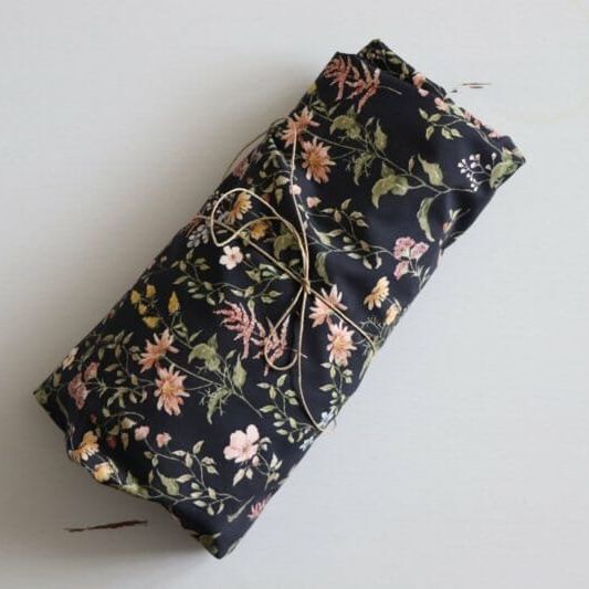 Black Flowers -Hoeslaken- 120 x 60