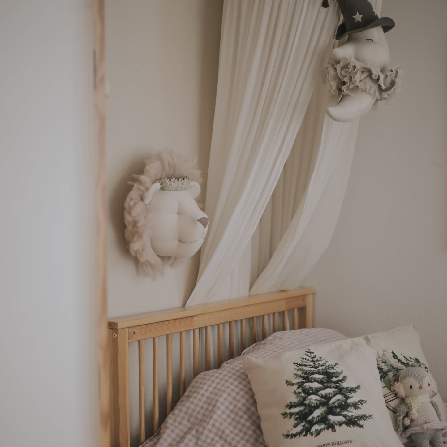 Leeuw – Licht beige met poederbeige manen