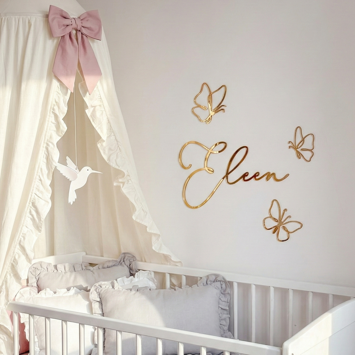 Naamdecoratie met vlinders Goud – Gepersonaliseerd