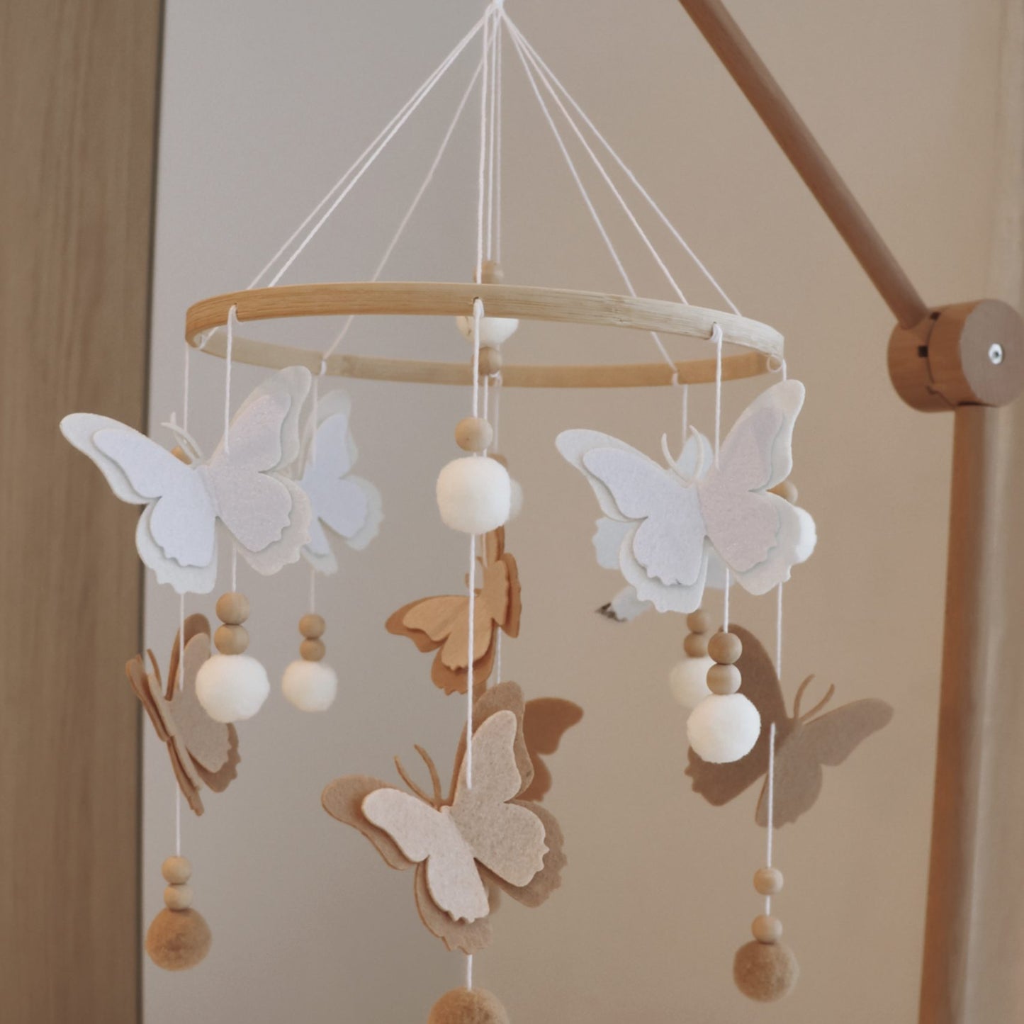 Handgemaakte vlinder mobiel