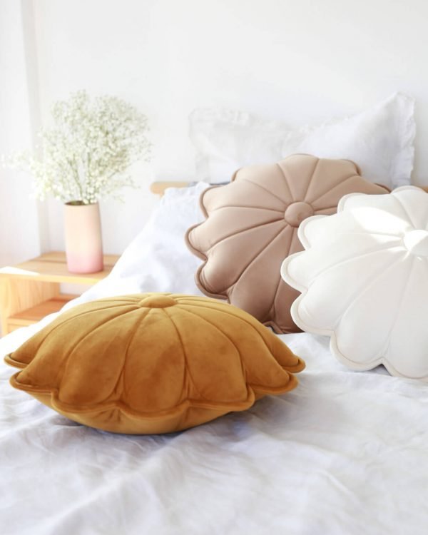 Coussin à fleurs en velours - Crème – Image 41